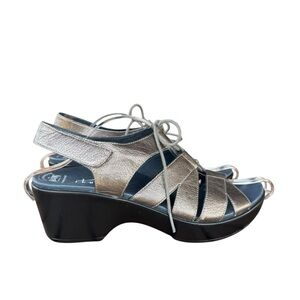 Dansko Lace Up Metallic Sandals NWOB‎